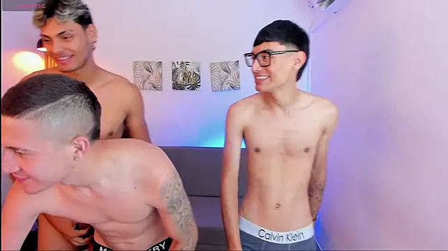 แชท XXX สดของ Seductive_BoysW