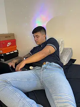 Christopher_strongg Live XXX-chat