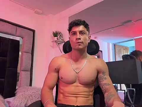 แชท XXX สดของ MR_MUSCLE