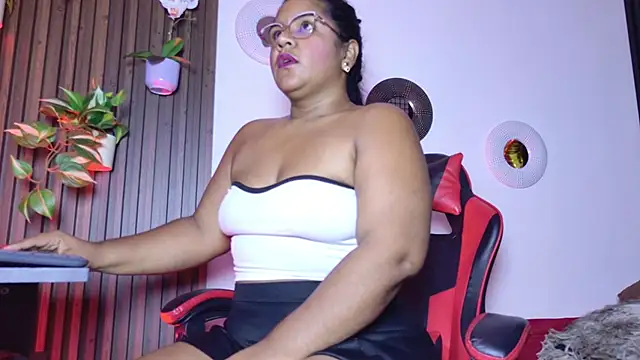 Slutty_Vicky live XXX chat