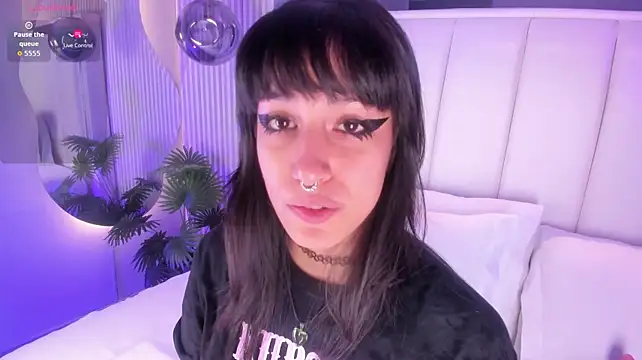 Chat XXX en directo de ViolettaColinss