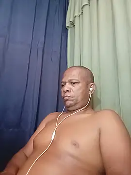 Chatroom XXX en direct de bigblackcock75