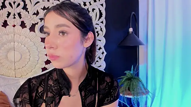 Chat +18 de Nanami_ ao vivo