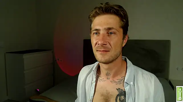 Arturswan's Live XXX Chat