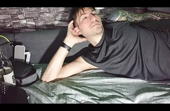 Chat +18 de th1_ ao vivo