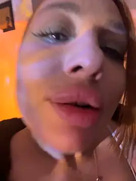 Živý XXX chat YourAmara