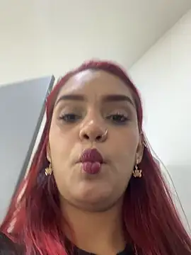 Sara-77 Live XXX-Chat