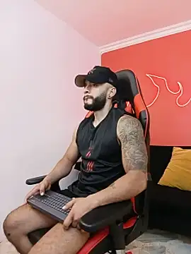 Mike_savage3: απευθείας συνομιλία ΧΧΧ