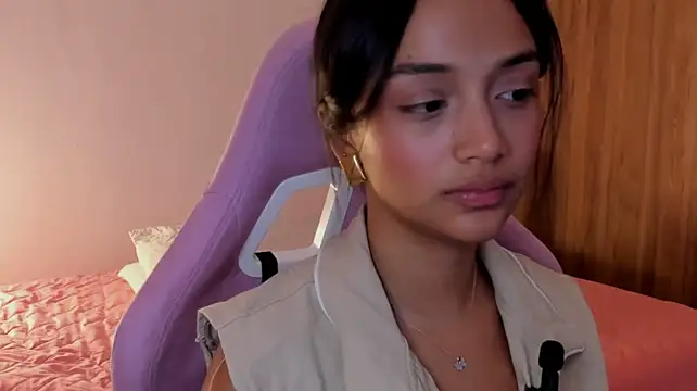 MelanyOconer1's Live XXX Chat