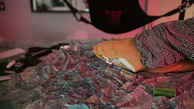 FitStacheDaddy élő XXX-chatje
