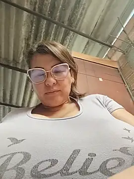 Živý XXX chat AlexxiaaMat