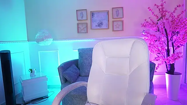 VeroCruz Adlı Modelin Canlı XXX Sohbeti