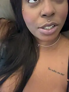 XXX chat uživo modela Afroditeeinefavel