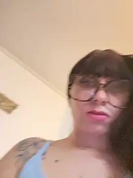 Czat XXX na żywo – queenlo_xxx