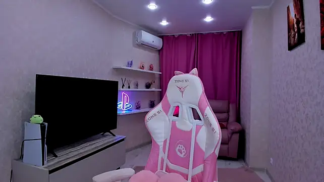EllaCurtis Chat XXX in diretta