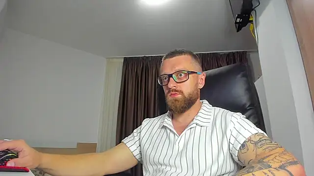 Онлайн чат XXX Findom_guy