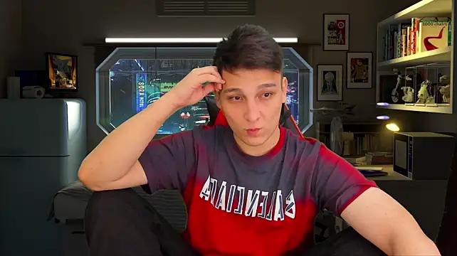 Justin_time111 – Naživo XXX chat
