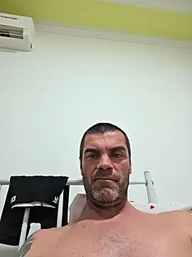 SIRMASTERDOMINATORXXL élő XXX-chatje