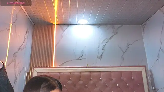 skeler_lovd_b_'s Live XXX Chat