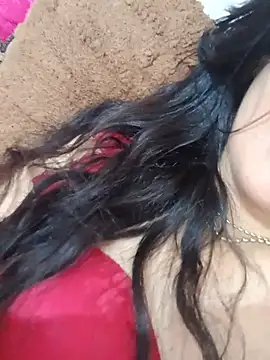 Chatroom XXX en direct de Fatina111