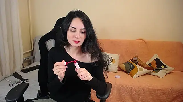 Chatroom XXX en direct de The_Blacksphinxxx