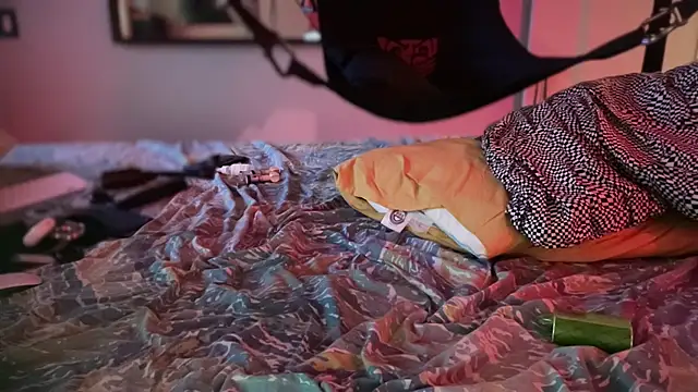 צ'אט XXX בשידור חי של FitStacheDaddy