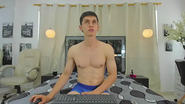 lhia_and_oliver's Live XXX Chat