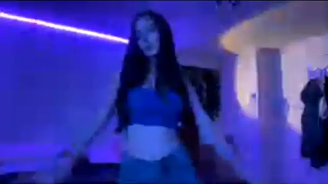 AntoninaErtle – Naživo XXX chat