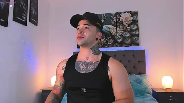 Mathew_Colee élő XXX-chatje