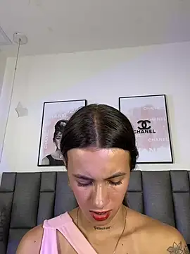 JuliaColemann 라이브 XXX 채팅
