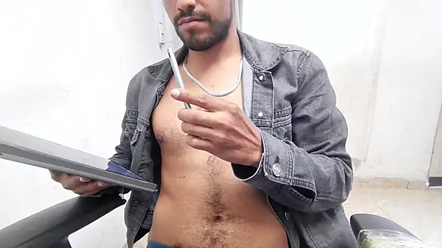 Chat XXX ao vivo de JBond007BBC