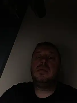 XXX chat uživo modela DorianJeday