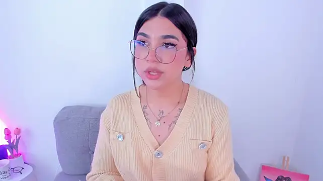 Chat XXX Live RoseCassie