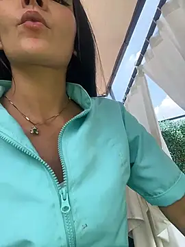 LuxeBrunetteXXX - PLAY PUSSY IN PUBLIC ZONE!! MAKE ME FEEL