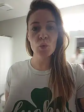 HollyTattoo - Coconut 🥥 oil titties sensual