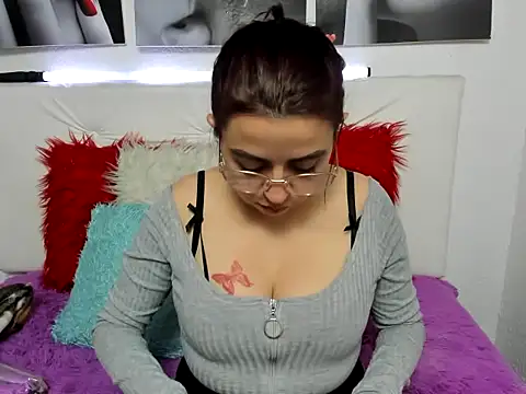 Mariana_Rusell's Live XXX Chat
