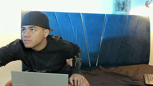 ZAN_181 Chat XXX live