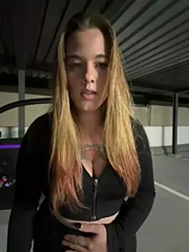 Luna_Lynn - Blowjob public 🍆🥵