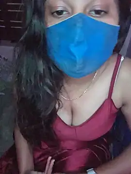 Aadhira_dollのライブXXXチャット