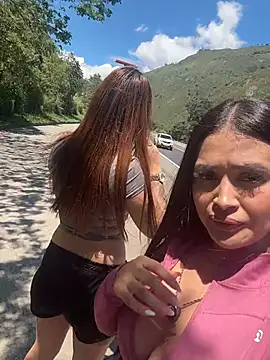 Chat XXX en directo de Sara_fun