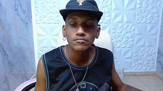 Chat +18 de ManSant ao vivo