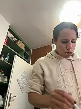 Chatroom XXX en direct de AaliyahHarris