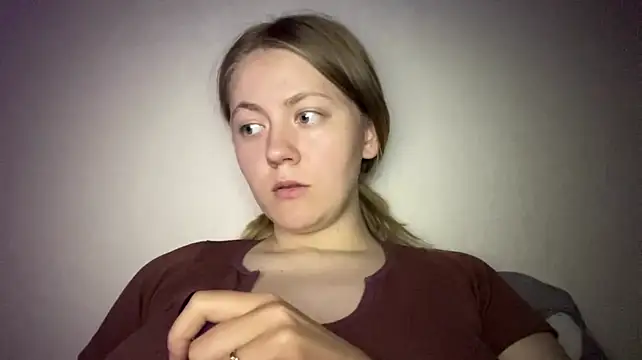 LarissaTewesn Live XXX chat