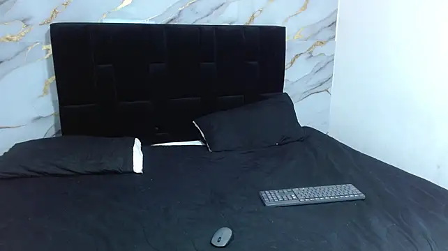 tailorlove's Live XXX Chat