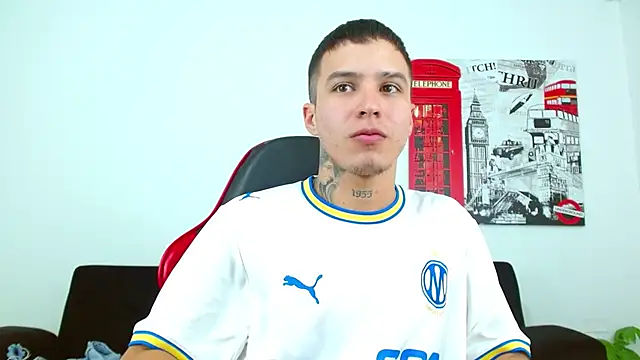 Cumandres18 Pertunjukan Webcam