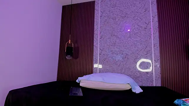 maye_wells_'s Live XXX Chat
