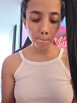 miaeyex Chat XXX in diretta