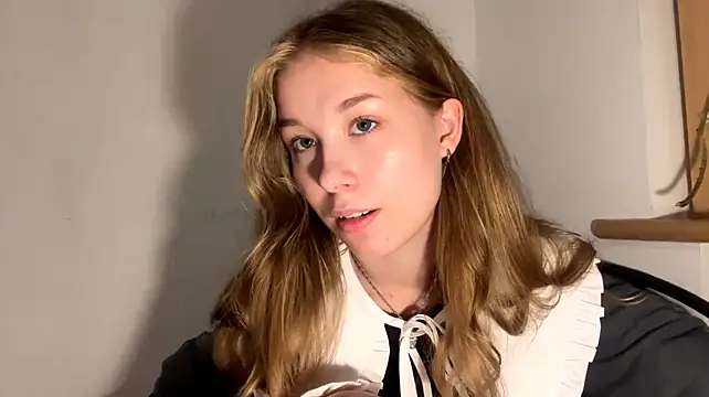 VaelZira Adlı Modelin Canlı XXX Sohbeti