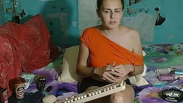 brighteyes77's Live XXX Chat