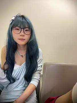 Rocket-Girl live XXX chat